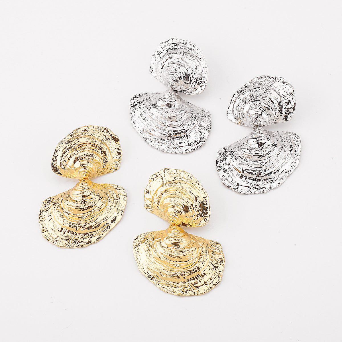 Pendientes de Aleación con Textura Geométrica Ondulada Minimalista y Postes de Acero Inoxidable, Diseño Irregular Inspirado en Conchas Marinas para Mujer