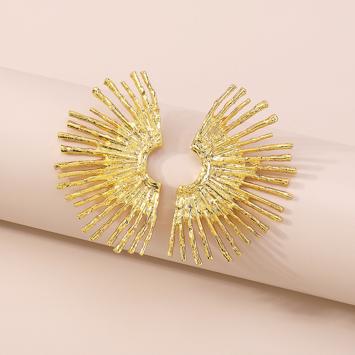 Pendientes retro chic con forma de abanico para mujer, con diseño geométrico, base de aleación, acabado galvanizado y postes de acero inoxidable