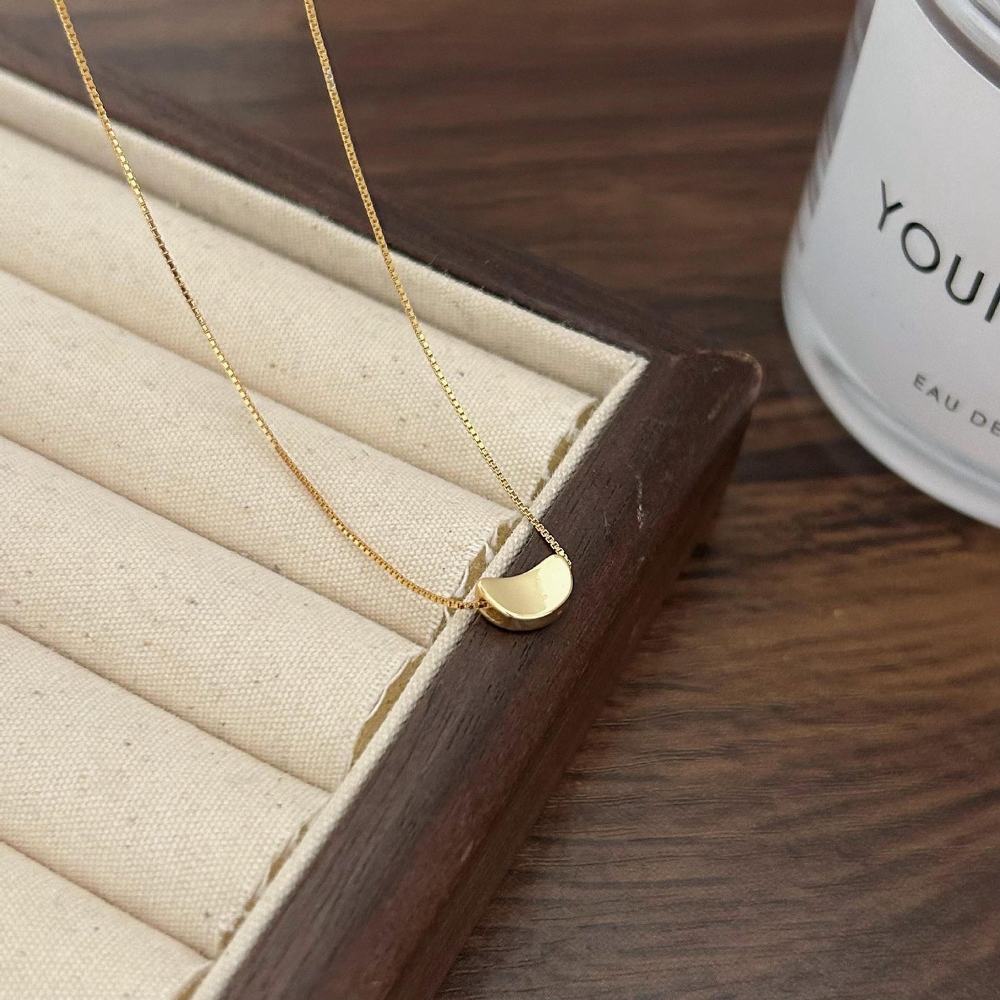 Minimalist Geometric Pearl-Style Pendant Necklace in 925 Sterling Silver with Gold Plating on Cross Chain