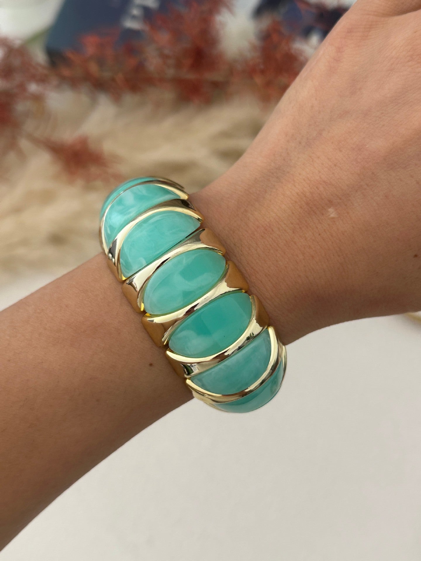 Geometric Rhinestone Inlaid Polished Acrylic Bracelet for Women