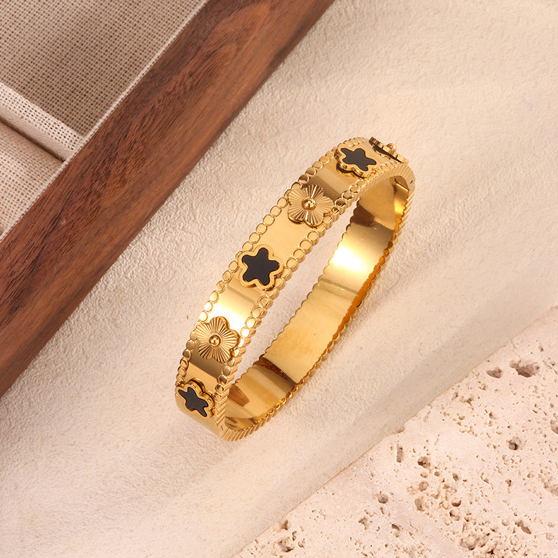 Elegant 18K Gold Plated Geometric Round Titanium Steel Bracelet