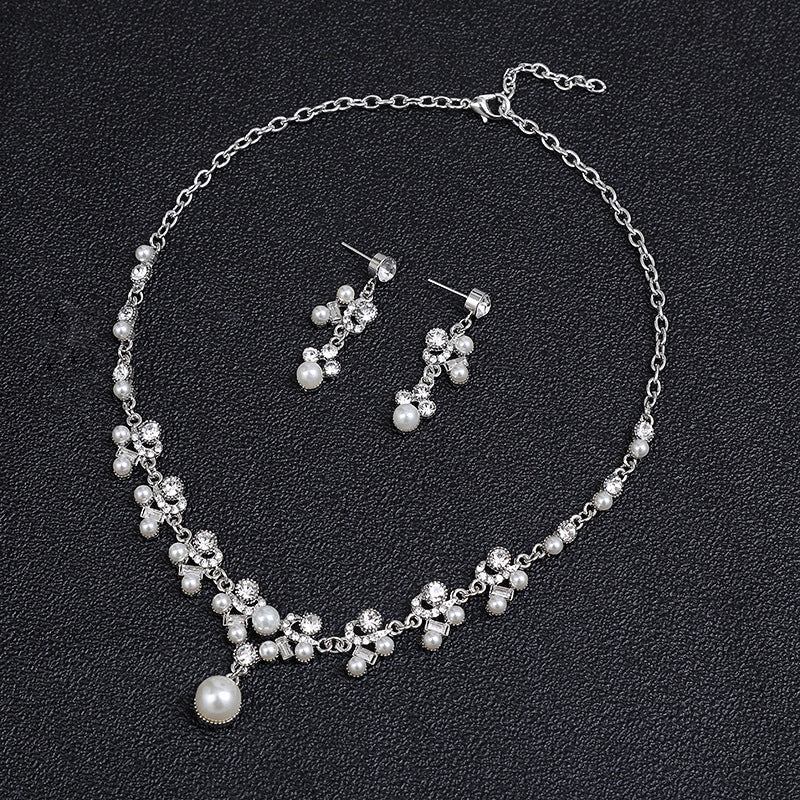 Fashion OL Style Waterdrop-Shaped Alloy Necklace and Earrings Set with Plated Finish for Women