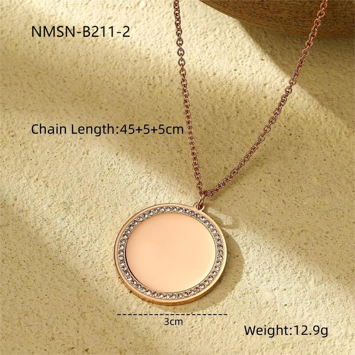 Collana pendente da donna minimalista placcata oro 18 carati in acciaio inossidabile con intarsio geometrico a diamante, ciondolo a barra fai da te