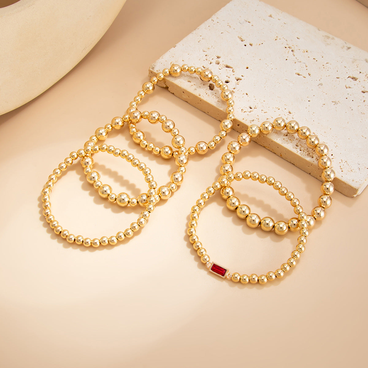Minimalist Geometric Round Acrylic Plated Rhinestone Beaded Stretch Bracelet for Women