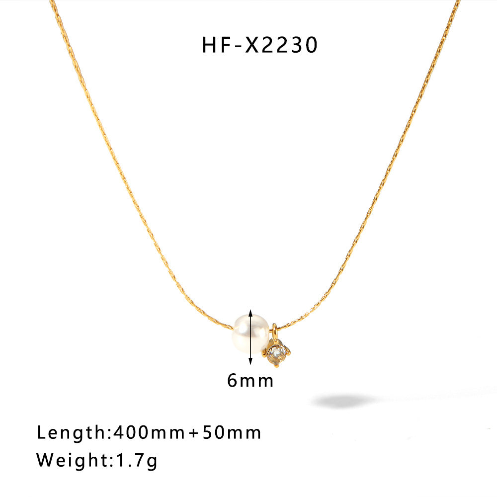 Minimalist Heart-Shaped Titanium Steel Necklace with Pearl and Shell Pendant, Gold-Plated, Fringe Detail, Unisex Fashion Jewelry