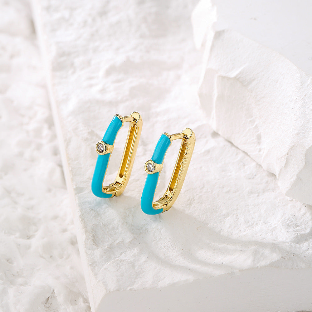 Orecchini geometrici minimalisti in rame con placcatura in oro 18 carati e finitura smaltata da donna