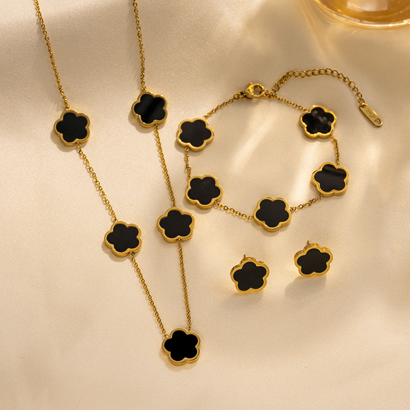 Set di Collane da Donna Minimaliste di Lusso con Cuore e Forme Geometriche in Acciaio al Titanio, Placcate Oro e con Catena a O