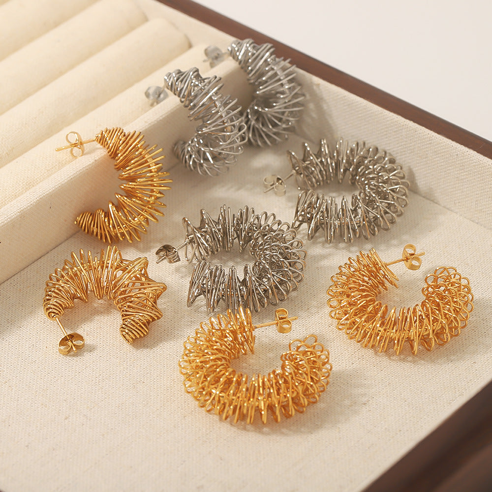 Orecchini da donna in acciaio inossidabile irregolari geometrici placcati oro 18K con design a intaglio