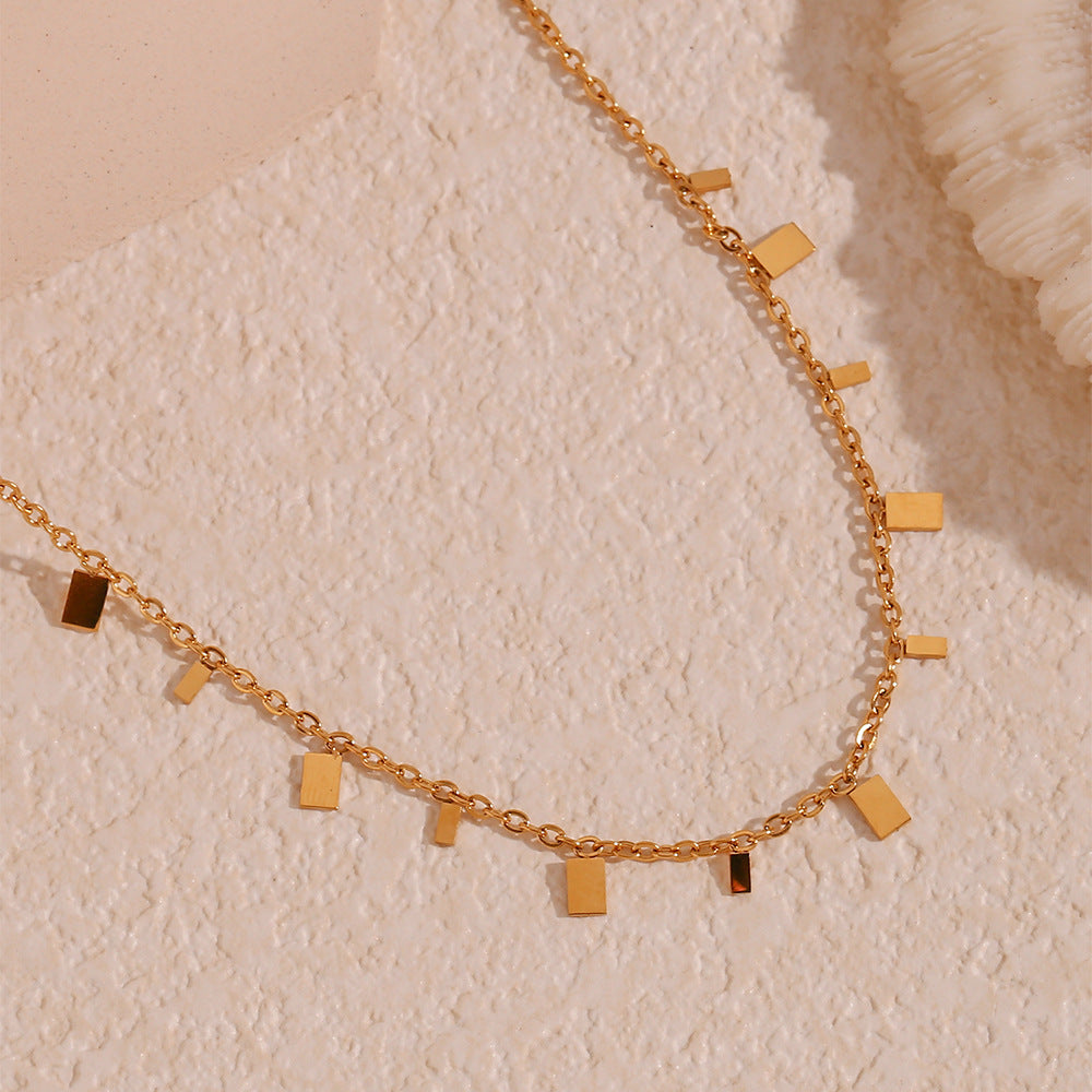 Collana Pendente Quadrata Minimalista da Donna in Acciaio Inossidabile Placcato Oro 18K Design Geometrico