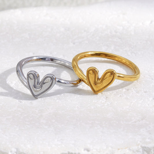 Anello Minimalista a Cuore da Donna in Acciaio Inossidabile Placcato Oro 18K