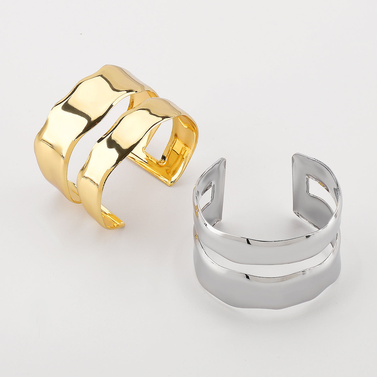 Bracciale rigido geometrico minimalista in metallo placcato da donna