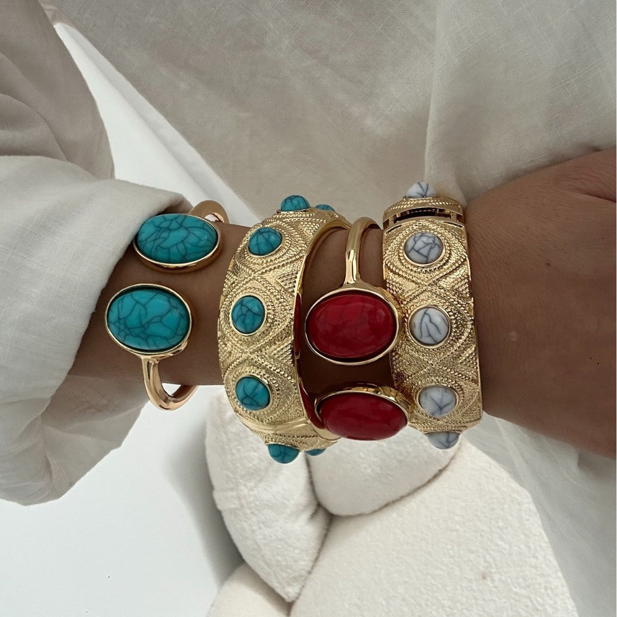 Geometric Oval Turquoise Plated Alloy Bracelet for Women