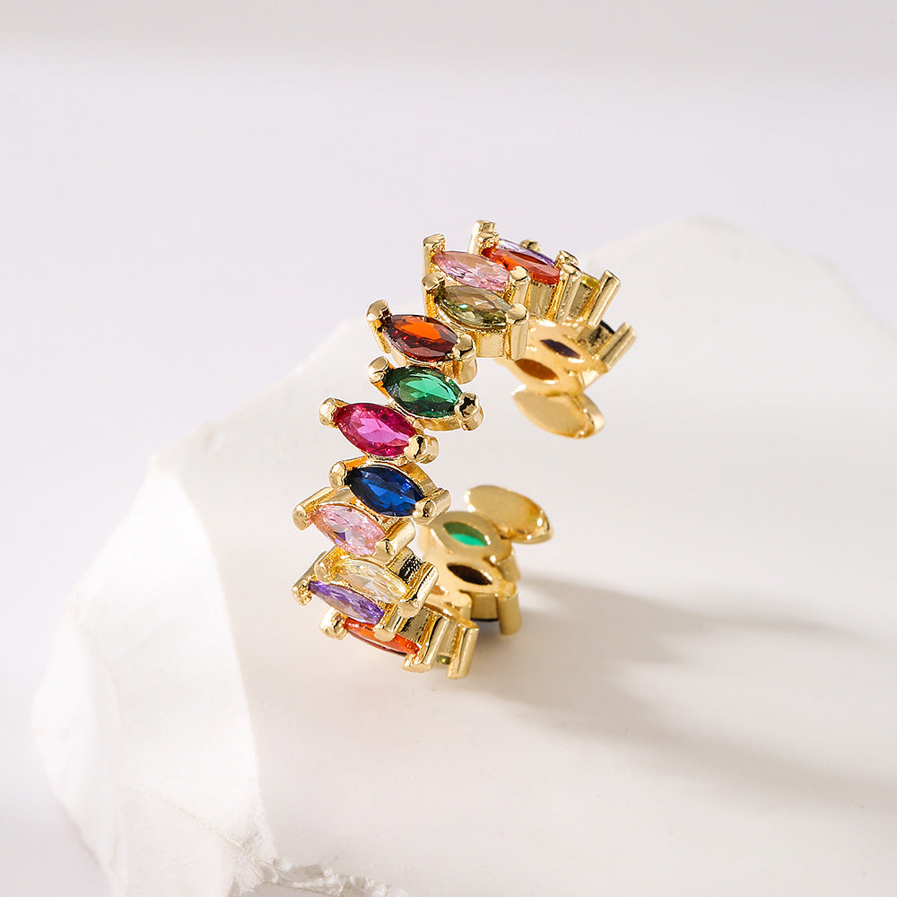 Anello Aperto Geometrico Minimalista da Donna Realizzato in Ottone con Placcatura in Oro Vero e Dettagli in Zirconia Micro-Pavé