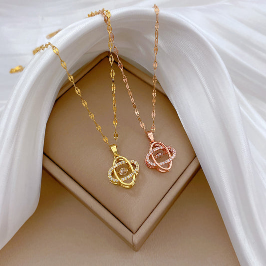 Collar de lujo con colgante de trébol de cuatro hojas de acero de titanio para mujer con incrustaciones de pedrería, diseño geométrico, delicada cadena para la clavícula