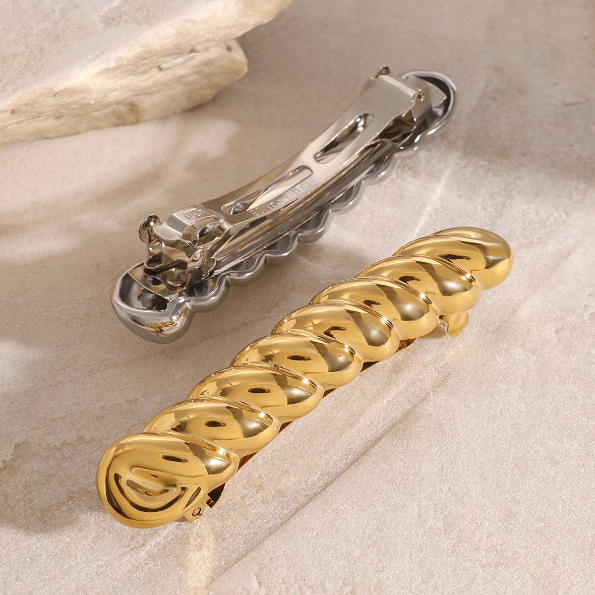 Fermaglio per capelli da donna minimalista geometrico in acciaio inossidabile per frangia con finitura placcata