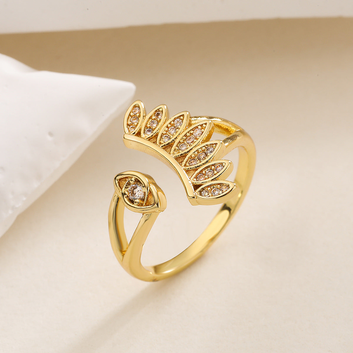Geometric Open Ring for Women with Copper Base and Real Gold Plating, Micro-Paved Zirconia, Irregular Design, Fashionable Minimalist Style
