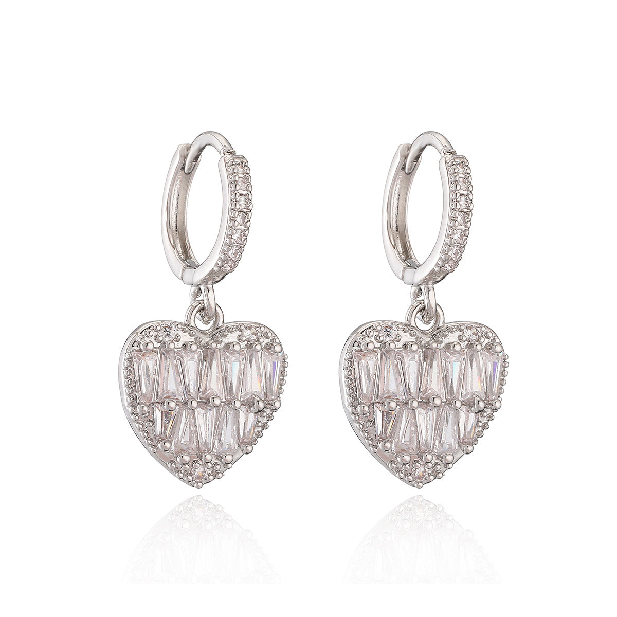 Orecchini a forma di cuore geometrico minimalista in zircone per donne con base in rame