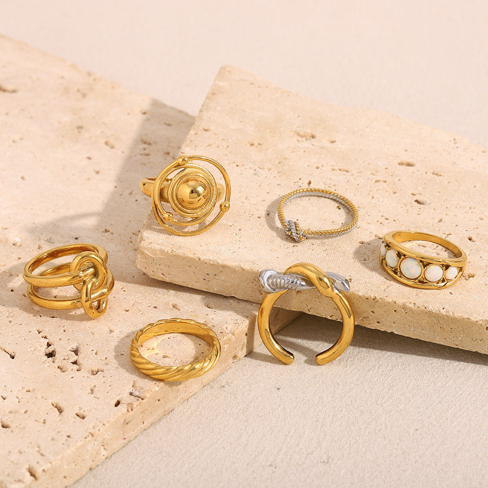 Vintage-Style Geometric Stainless Steel Ring with 18K Gold Plating and Interlocking Twist Band