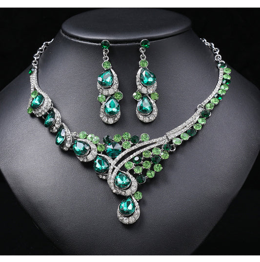 Conjunto de collar de aleación vintage exagerado para mujer con detalles de pedrería, cadena de serpiente y pendientes a juego con motivos de trigo, florales y árboles