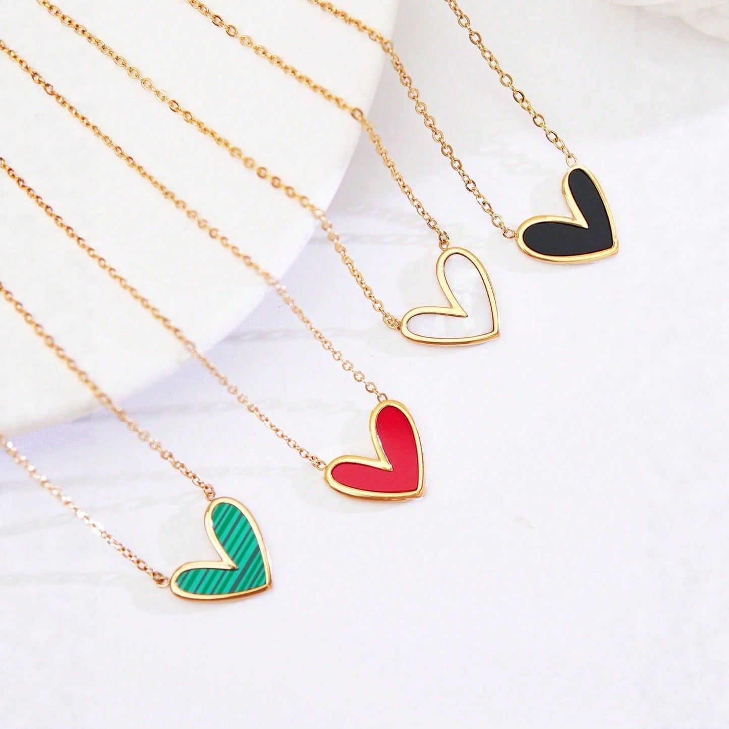 Elegante Collana da Donna in Acciaio Inossidabile Placcato con Goccia a Cuore