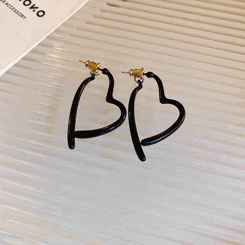 Vintage Geometric Pearl Earrings with Black Enamel Finish in Copper Base and Stainless Steel Posts for Women