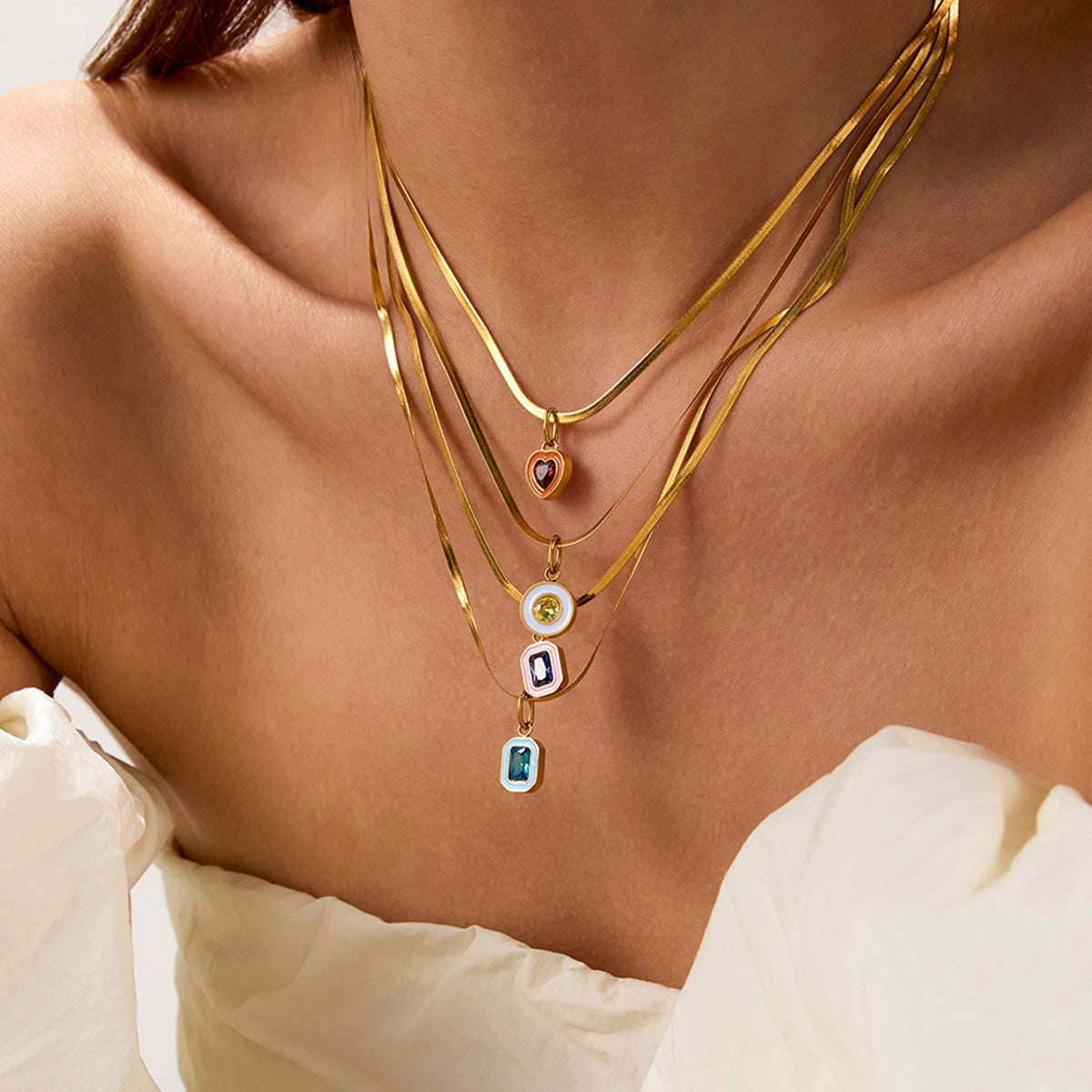 Elegant Heart Geometric Cubic Zirconia Plated Titanium Steel Pendant Necklace for Women