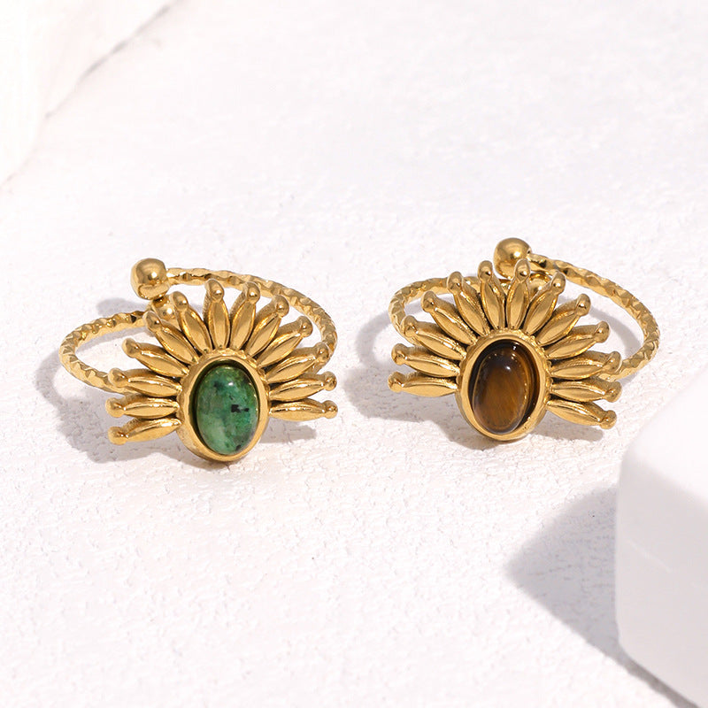 Anello minimalista da donna in acciaio inossidabile placcato oro 18 carati a forma di fiore con intarsio in pietra naturale