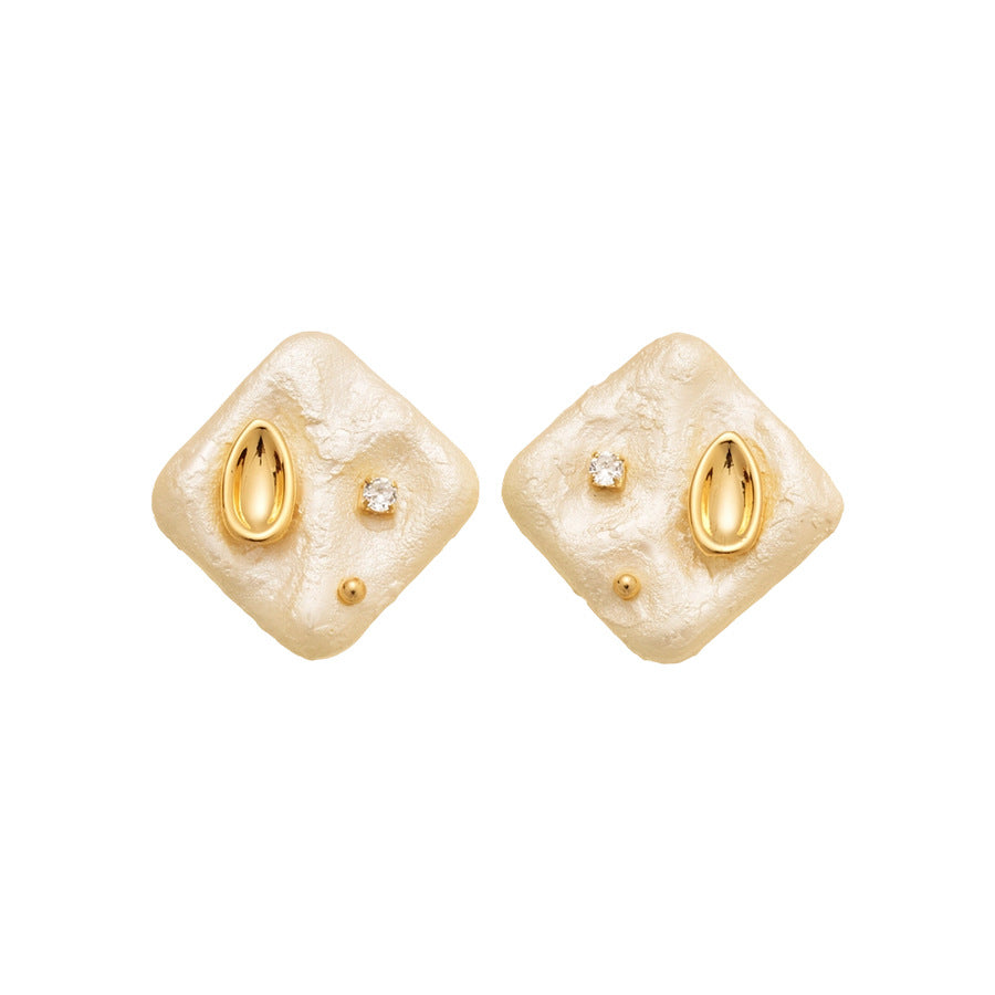 Orecchini Minimalisti Moderni a Rombi con Perla e Intarsio di Diamanti su Perni in Acciaio Inossidabile per Donna