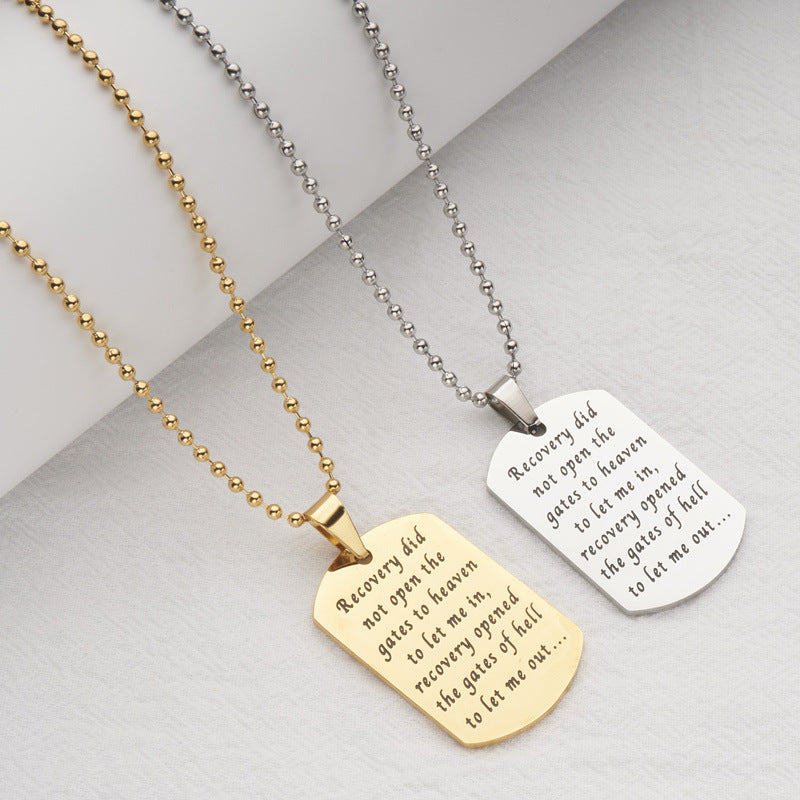 Collana Minimalista con Piastrina Geometrica in Acciaio Inossidabile con Finitura Placcata, Unisex