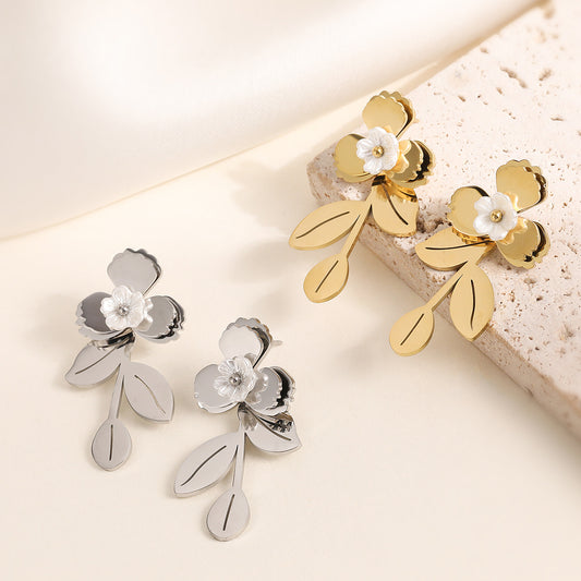 Vintage Minimalist 18K Gold Plated Geometric Flower Stud Earrings for Women
