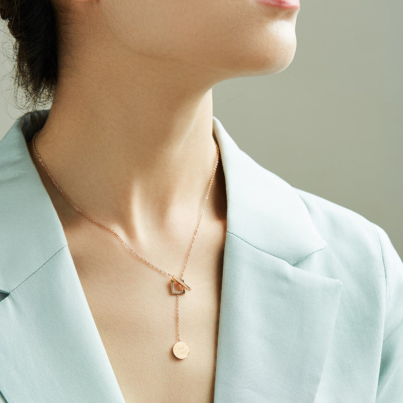 Minimalist Letter-Shaped Titanium Steel Pendant Necklace with Plated Finish for Women O-Chain Clavicle Necklace