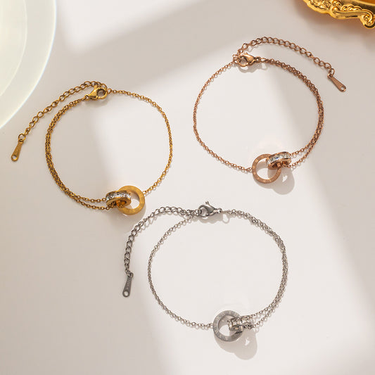 Bracciale Geometrico Minimalista in Acciaio al Titanio con Numeri Romani e Strass, Placcato Oro Rosa 18K per Donna