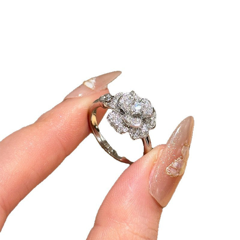Anello Floreale Minimalista in Rame con Finitura Galvanica per Donna Anello Regolabile per Dito Indice Elegante Gioiello Versatile per la Mano
