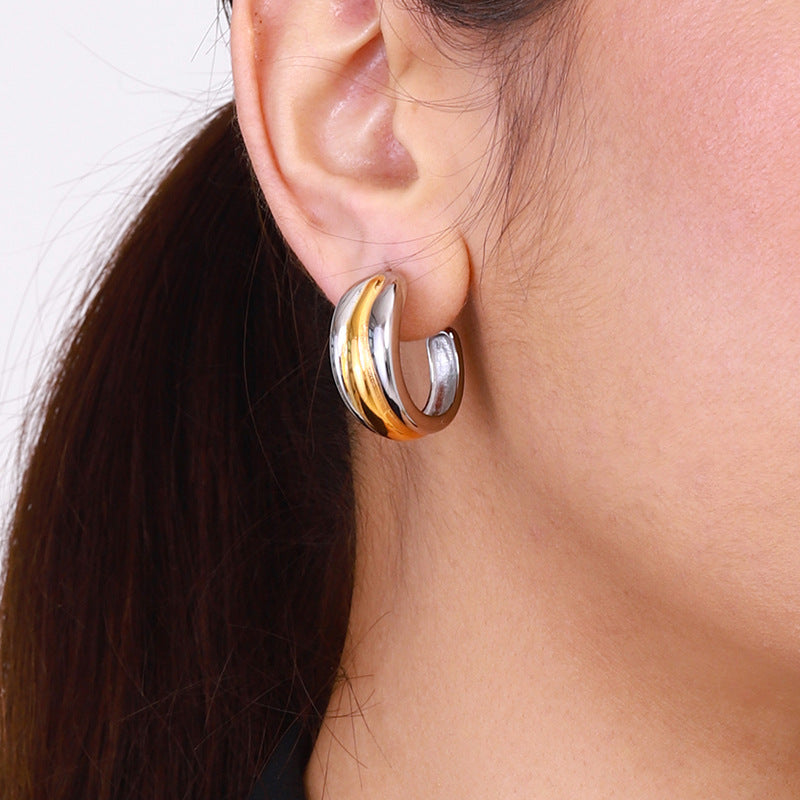 Orecchini a Cerchio a Doppia C Placcati in Acciaio Inossidabile Geometrici da Donna con Stile Moderno Minimalista