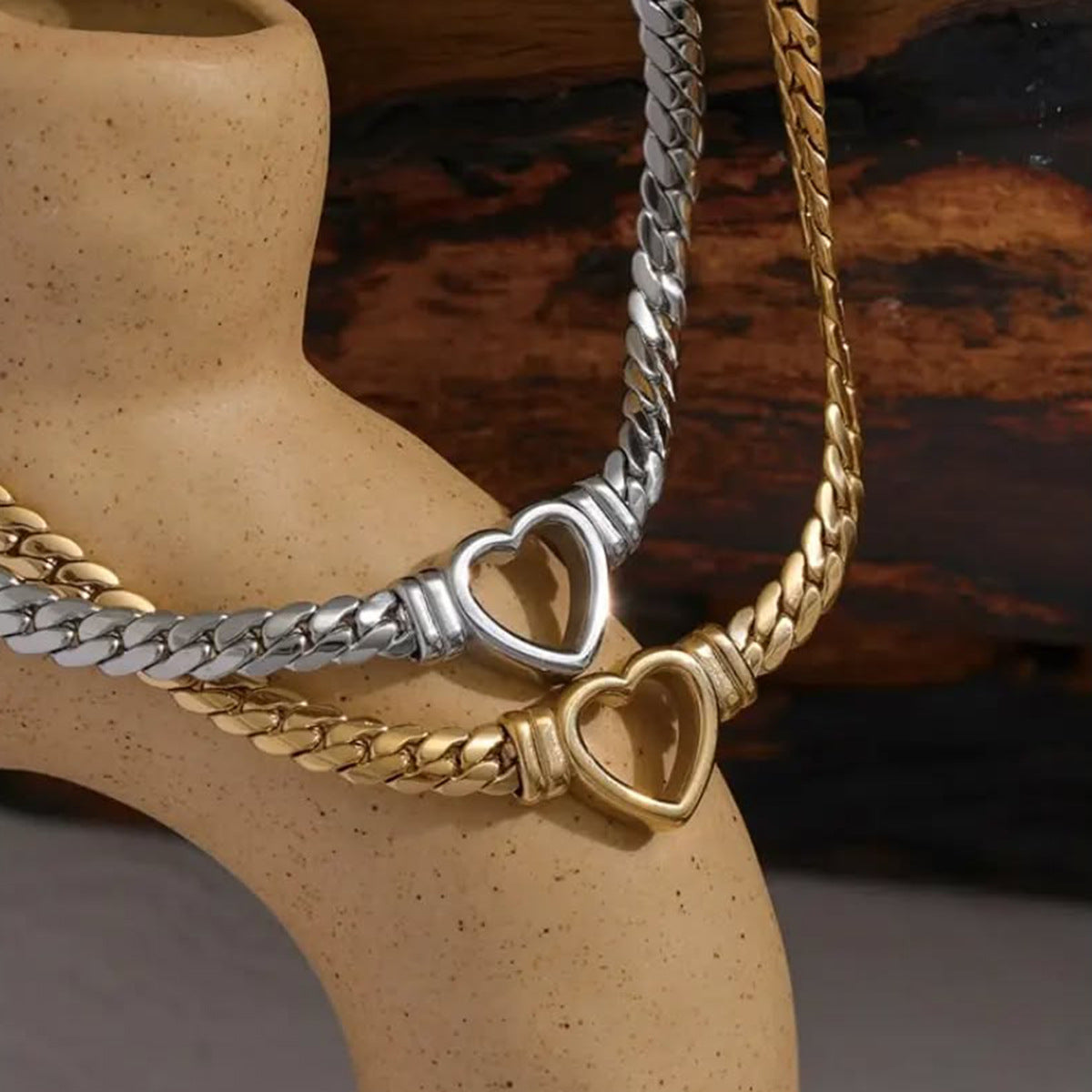 Minimalist Elegant Heart Geometric Titanium Steel Plated Stainless Steel Necklace for Women