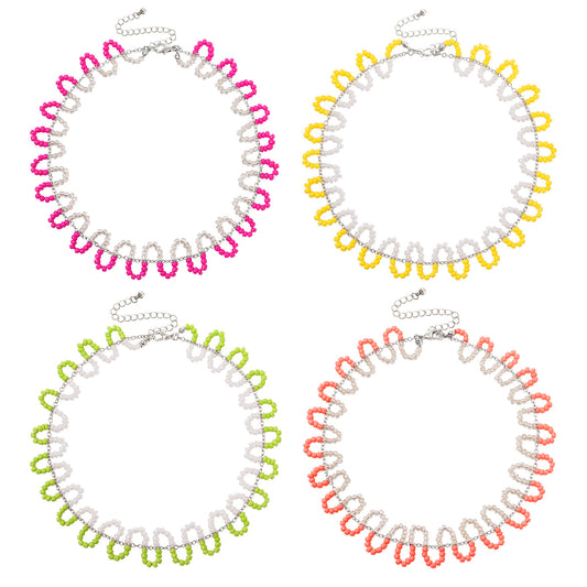 Collana a "S" bohémien con perline colorate e ciondolo geometrico in lega placcata
