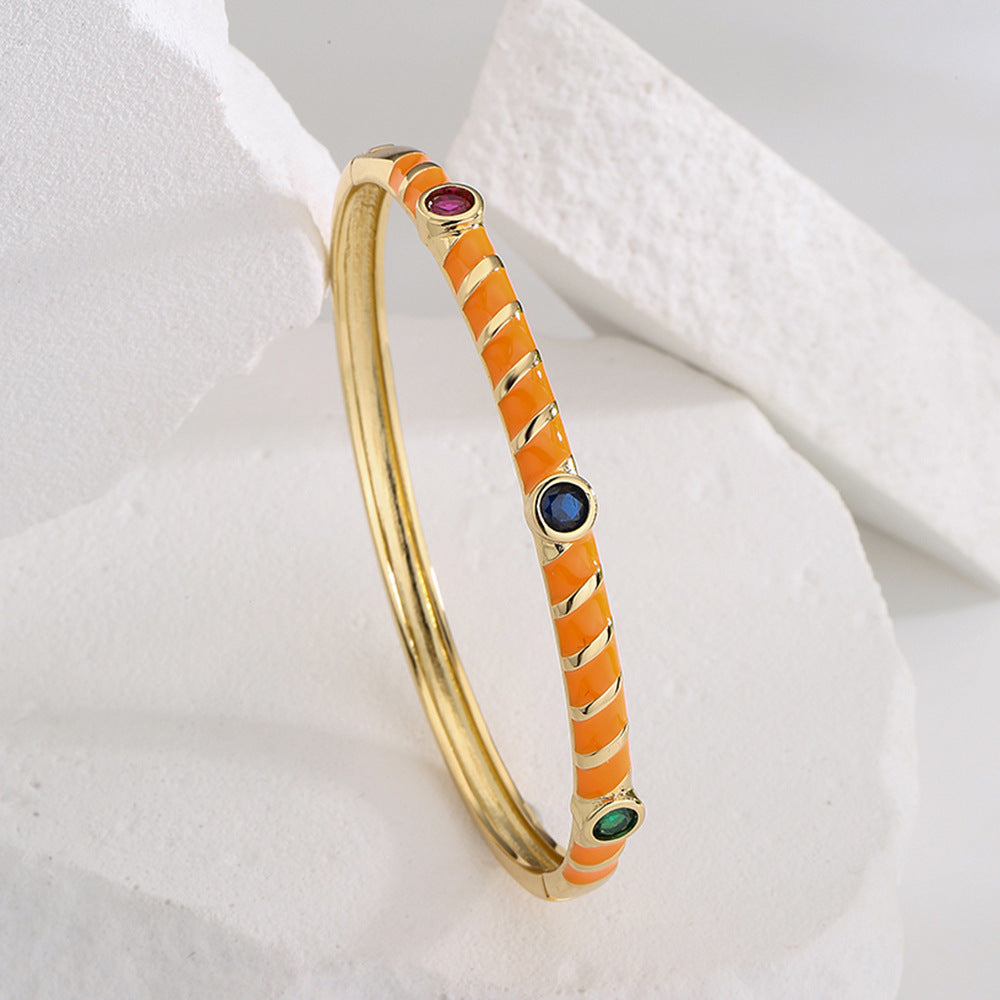 Bracciale in Rame Stile Bohemien con Placcatura in Oro e Finitura a Smalto, Intarsio in Zirconia, Gioielli Artigianali Unici da Donna