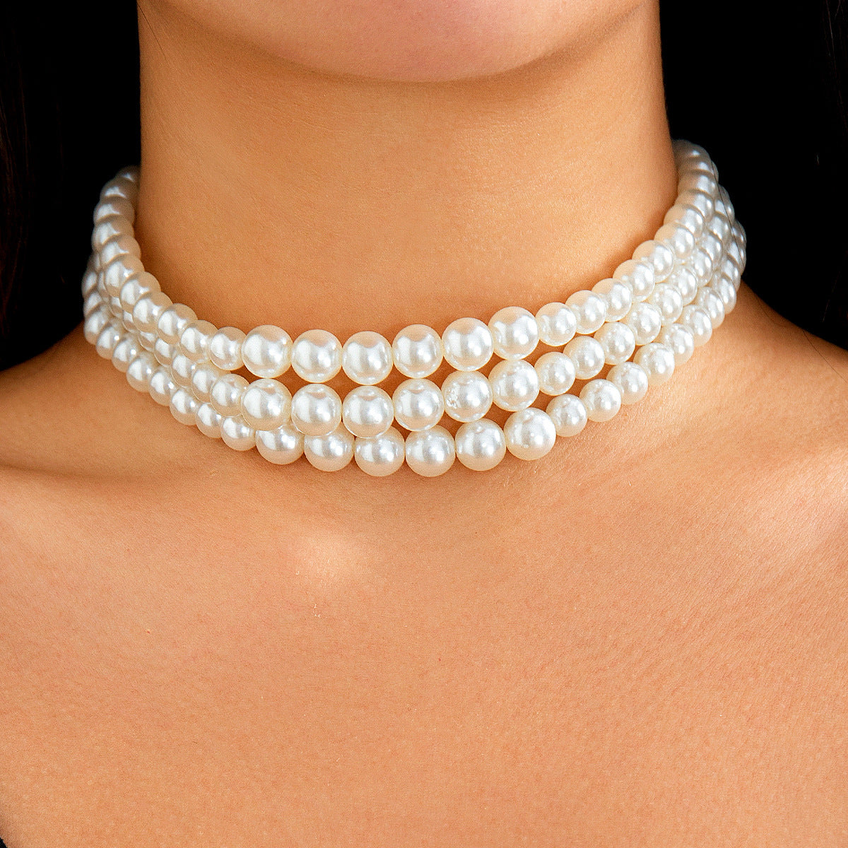 French Vintage Style Heart-Shaped Multi-Layer Imitation Pearl Necklace with Rhinestone Accents and Pearl Chain for Women