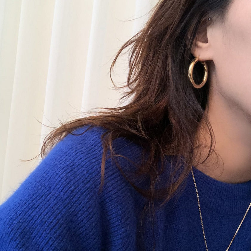 Orecchini geometrici rotondi floreali da donna placcati in argento sterling 925