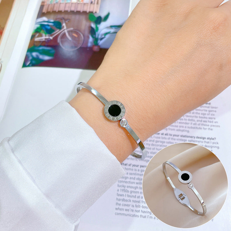 Minimalist Luxury Titanium Steel Bracelet with Mother-of-Pearl Smile Charm