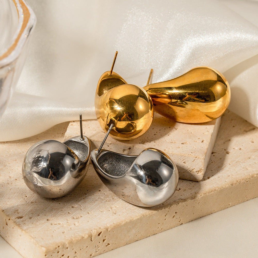 Pendientes Minimalistas de Gota de Agua Geométrica en Acero de Titanio con Chapado en Oro de 18K para Mujer