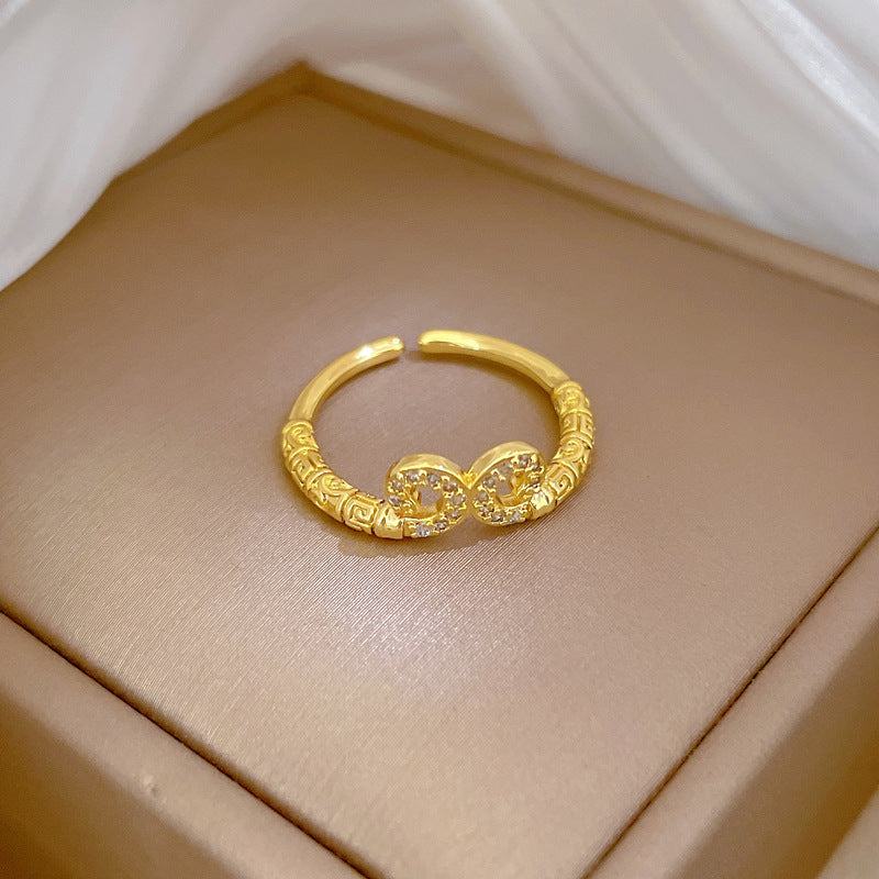 Anello regolabile minimalista Wukong mitologia nera in ottone con design a corona per donna