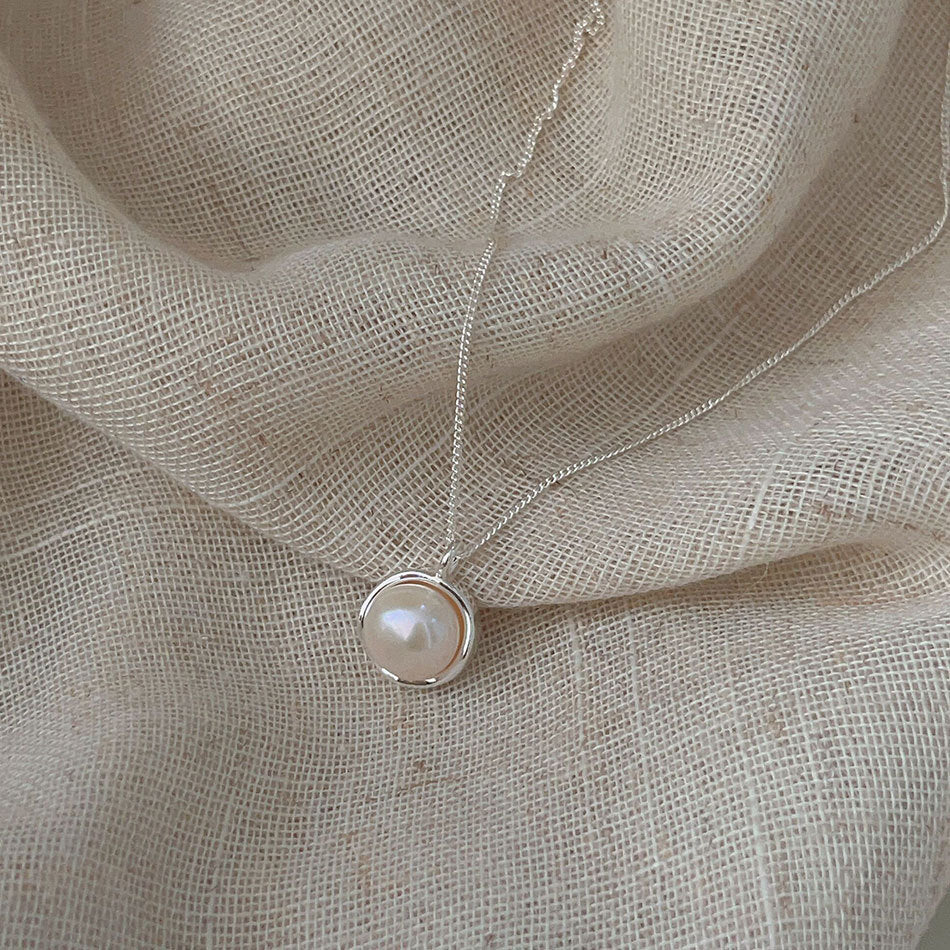 Minimalist Geometric Tulip Pendant Necklace in 925 Sterling Silver with Gold Plating on Cross Chain