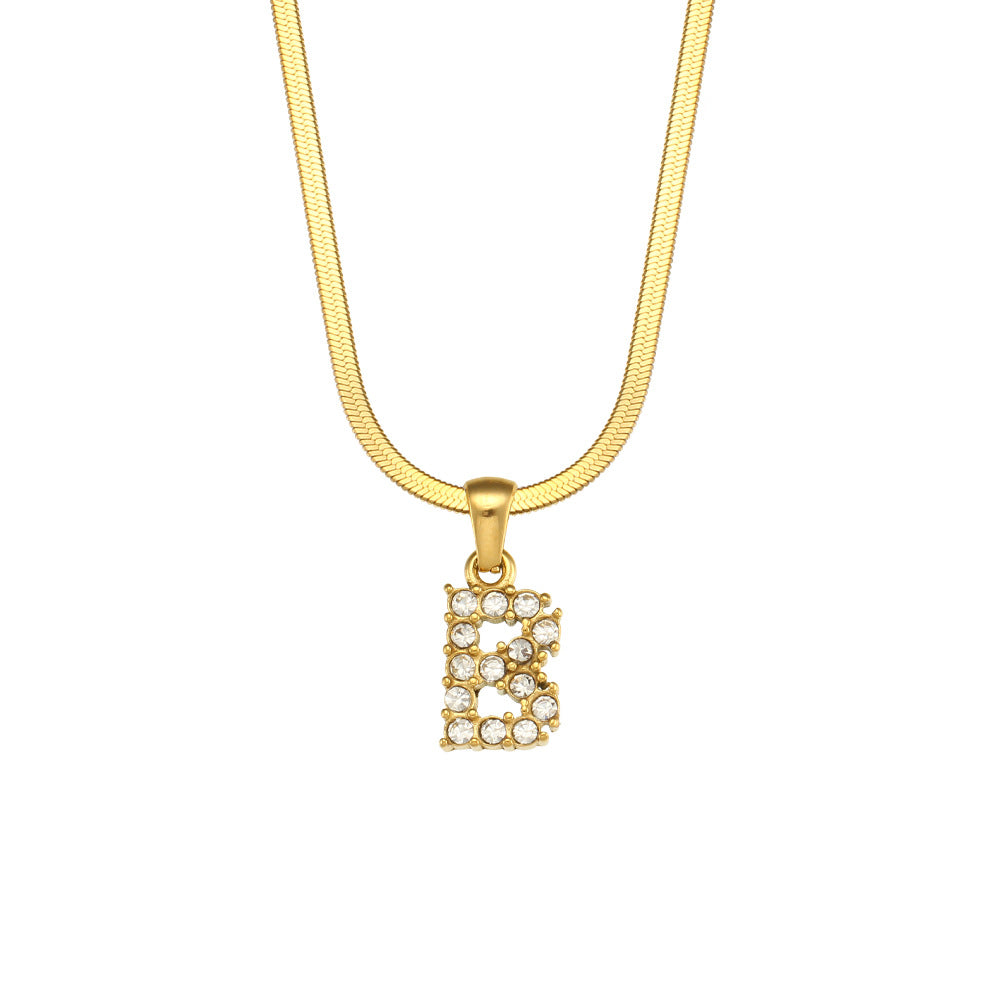 Collana Minimalista con Ciondolo a Lettera in Acciaio Inossidabile con Placcatura in Oro 18K e Zircone su Catena a Serpente Piatta per Donna