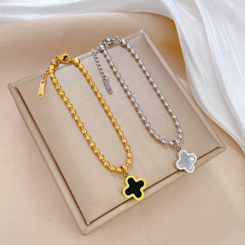 Vintage Titanium Steel Lucky Clover Beaded Bracelet for Women with Gold Plating and Wavy Texture
