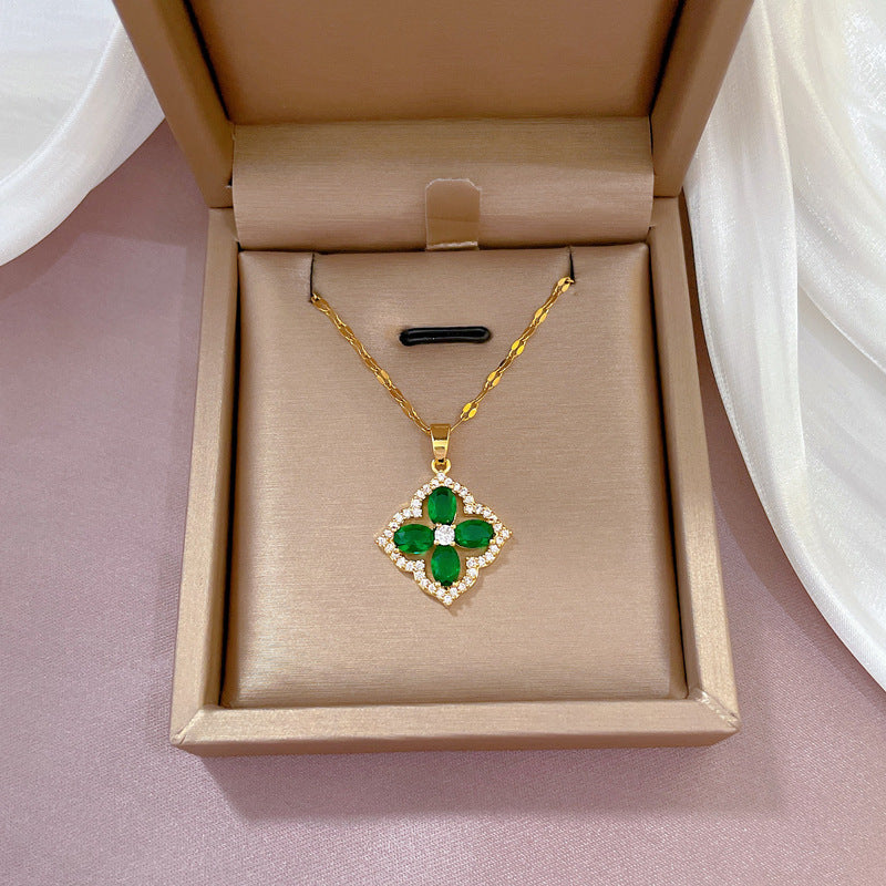 Luxury Titanium Steel Micro-Paved Zircon Four-Leaf Clover Necklace for Women with Gold-Plated Copper Pendant and Adjustable Chain