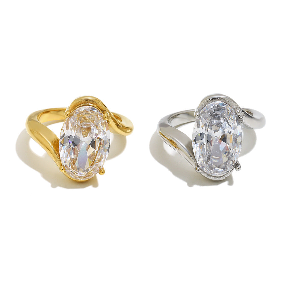 Anillo de lujo minimalista de circonita ovalada de acero inoxidable chapado en oro de 18 quilates para mujer