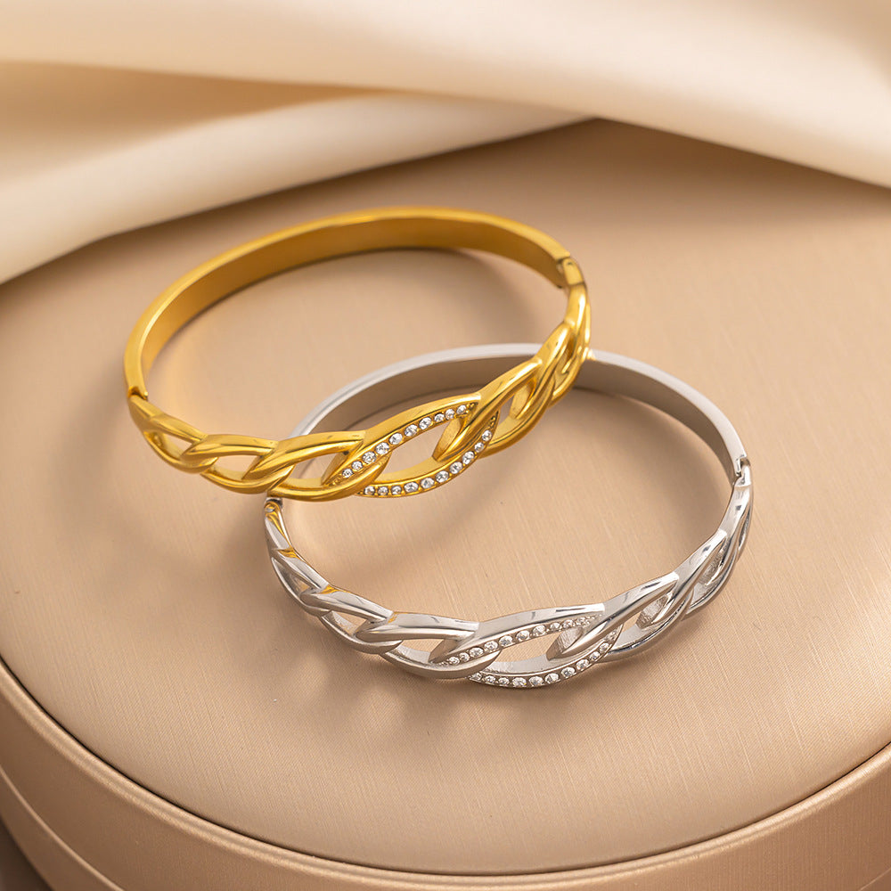 Fashion Geometric Oval Twisted Rope 18K Gold Plated Stainless Steel Bracelet for Women