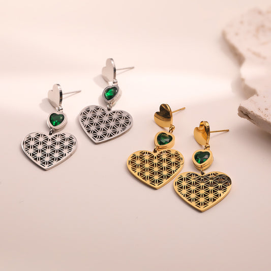 Orecchini minimalisti a cuore cavo in acciaio al titanio placcato oro 18 carati da donna, gioielli vintage eleganti e alla moda