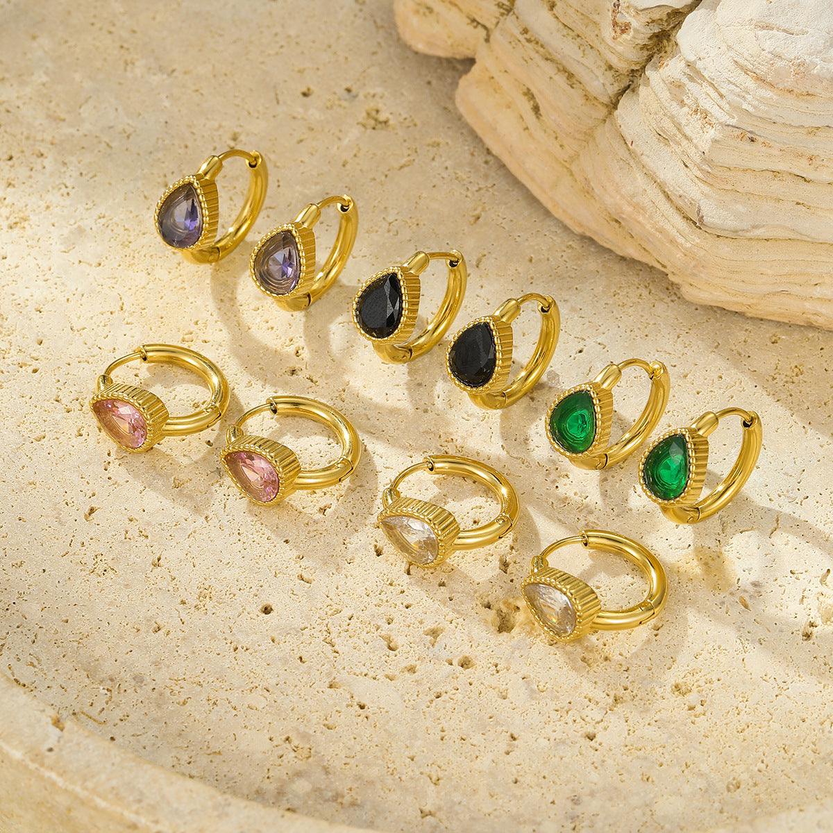 Pendientes de acero inoxidable con forma de lágrima de estilo vintage para mujer, con incrustaciones de diamantes de imitación, hipoalergénicos y resistentes a la decoloración